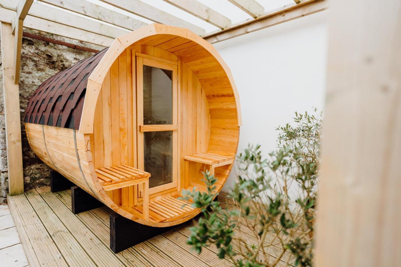 The Bakehouse - Cosy Conversion With Outdoor Sauna Villa Tenby Exterior foto